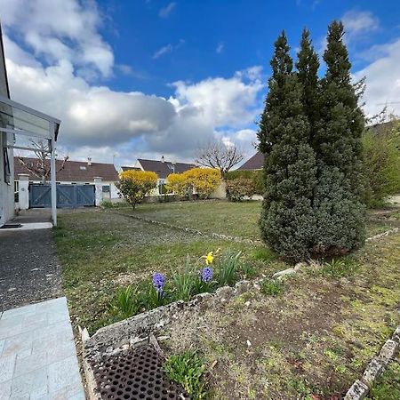 Maisonnette - Jardin Exterieur Champagne-sur-Seine Exteriör bild